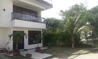 Imagem: Linda casa na Granja dos Cavaleiros em Macaé