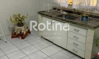 Imagem 7: Casa à venda, 4 quartos, 1 suíte, 3 vagas, Nossa Senhora das Graças - Uberlândia/MG