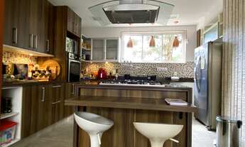 Imagem 2: Casa para venda com 500 metros quadrados em Centro - Petrópolis - RJ