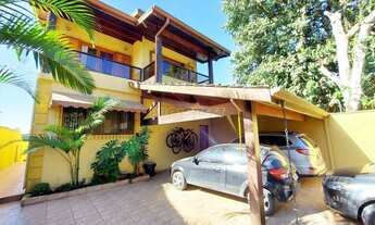 Imagem 2: Casa na Granja Viana com piscina em condominio fechado