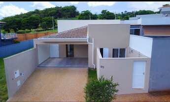 Imagem 4: Casa de condomínio térrea para venda tem 226 metros quadrados com 3 quartos