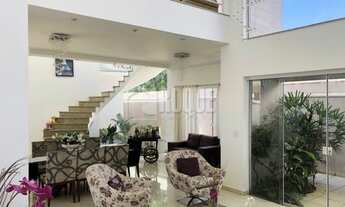 Imagem: Casa em condomínio à venda, 3 quartos