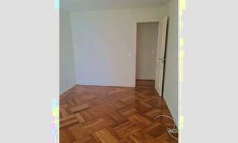 Imagem 7: Apartamento em prédio muito bem localizado, no bairro de Agriões