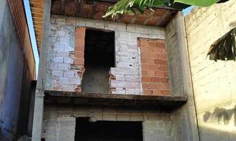 Imagem 2: Terreno com construção