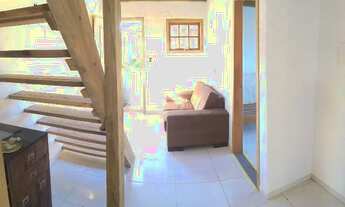 Imagem 3: Apartamento piso superior com 3 quartos, 2 wc, edicula churrasq, garagem coberta