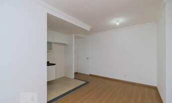 Imagem 2: Apartamento para Aluguel - Irajá, 2 Quartos, 47 m2