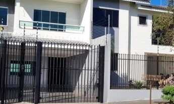 Imagem: Sobrado com 3 quartos à venda por R$ 690000.00