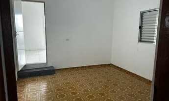 Imagem 8: Casa para Venda em Jandira, Jardim Gabriela I, 3 dormitórios, 2 banheiros, 1 vaga