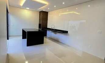 Imagem 4: Casa 3 quartos com suíte e closet, acabamento alto padrão e piscina