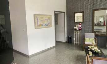 Imagem 7: Apartamento para aluguel possui 182 metros quadrados com 4 quartos em Umarizal - Belém - P