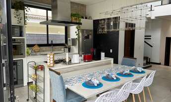 Imagem 2: Casa de condomínio para venda possui 259 metros quadrados com 3 quartos