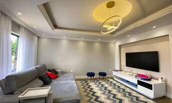 Imagem 4: Modernidade é a melhor palavra para definir esta linda casa sobrado composta por varanda