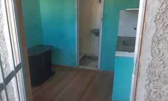 Imagem 4: Aluga-se kitnet Casa com 1 dormitório