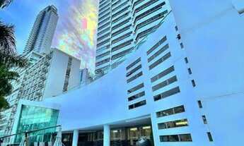 Imagem 2: Apartamento para aluguel possui 152 metros quadrados com 4 quartos