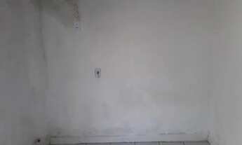 Imagem 2: CASA COM QUARTO, COZINHA, SALA, BANHEIRO E QUINTAL, LOCALIZADA NO BAIRRO VILA ELLERY, ENTR