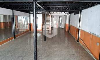 Imagem 2: Tijuca Galpão / depósito com aluguel por R$3.000 /mês