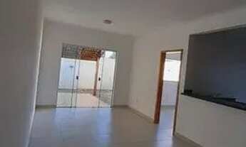 Imagem 6: Casa para aluguel possui 300 metros quadrados com 3 quartos