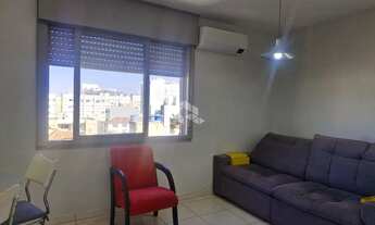 Imagem 4: Apartamento à venda no bairro Farroupilha em Porto Alegre - 2 dormitórios, 1 vaga de garag