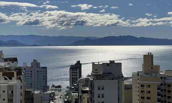 Imagem 5: Studio mobiliado com vista mar, alto padrão - Centro Florianópolis