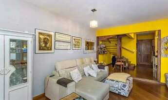 Imagem 5: Casa em Condomínio com 4 dormitórios, sendo 1 suíte, e 2 vagas de garagem no bairro Jardim