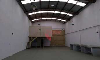 Imagem 2: Excelente Galpão Comercial para Alugar no Bairro Residencial e Comercial Palmares em Ribei