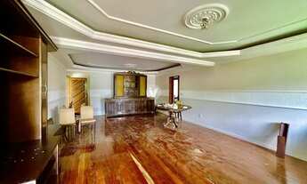 Imagem 5: Amplo Apartamento térreo com 4 dormitórios!