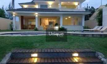 Imagem: Casa à beira do canal, Marina, Armação