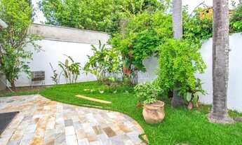 Imagem 4: Sobrado c/ piscina à venda (Shopping Galleria). Aceita Permuta. AT: 800m². AC: 455m²