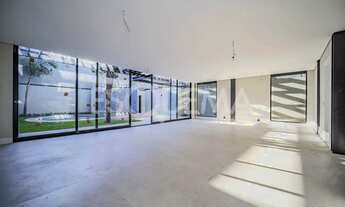 Imagem 3: Casa nova e moderna recém-construída