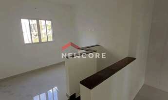 Imagem: Casa de condomínio em Avenida Luzia Encarnação