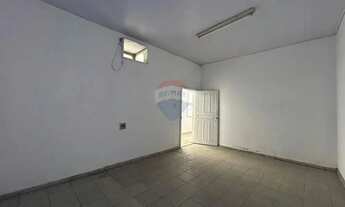 Imagem 7: Imóvel Amplo com 435,6 m² de Terreno na Cidade Velha!