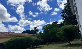 Imagem 3: Terreno murado e plano