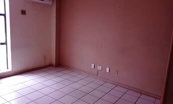 Imagem 4: Salas comerciais no canto da fabril