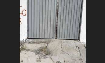 Imagem: Casa com galpão