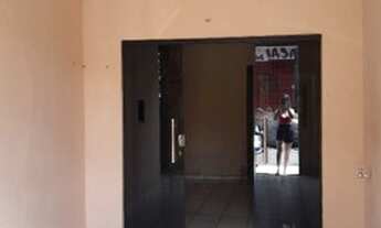 Imagem 1: Alugo casa conjunto jaderlandia I valor : R$800 Tratar pelo zap