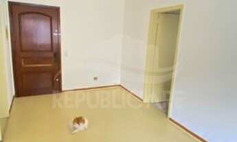 Imagem 2: PORTO ALEGRE - Apartamento Padrão - Azenha