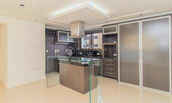 Imagem 6: Apartamento reformado,2 dormitórios com suíte, transformado em 1 suíte ampla com clos