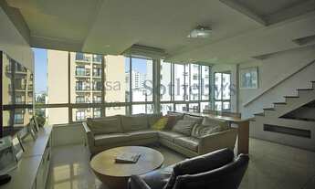 Imagem 4: Cobertura duplex com vista para o Morro Dois Irmãos