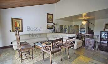 Imagem 4: Cobertura com vista para a Pedra da Gávea