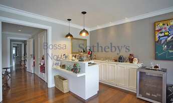 Imagem 6: Apartamento decorado com vista para a Lagoa e Cristo Redentor