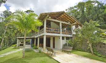 Imagem 6: Casa com privacidade em meio ao verde