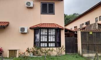 Imagem 2: Carmen Imóveis - Vende Pontal de Muriqui duplex de Ponta frente mar