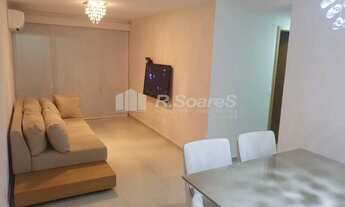 Imagem 7: Apartamento com três quartos sendo um suíte, em Vila Valqueire, Rua Recreio