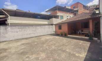 Imagem 3: Casa para venda possui 180 metros quadrados com 3 quartos em São Pedro - Juiz de Fora - MG