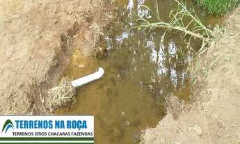 Imagem 5: Sitio em Itaguara/MG.15 mil metros. Com água corrente nos fundos. 77 km de BH