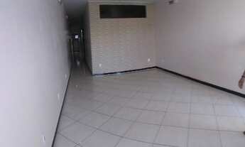 Imagem 3: Casa 2/4 no 18 do Forte, Frente Leste, ótima localização