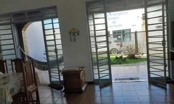 Imagem 5: CASA COM 3 DORMITÓRIOS E VARANDA GOURMET NO CENTRO