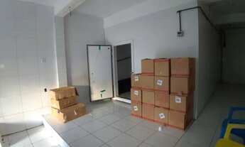 Imagem: Aluga-se ponto comercial com câmara fria