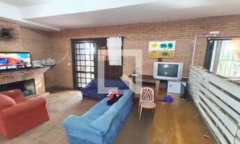 Imagem 2: Casa para Aluguel - Centro, 3 Quartos, 145 m2