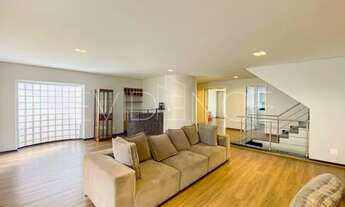 Imagem 2: Sobrado á venda com 4 dormitórios e 4 vagas de garagem